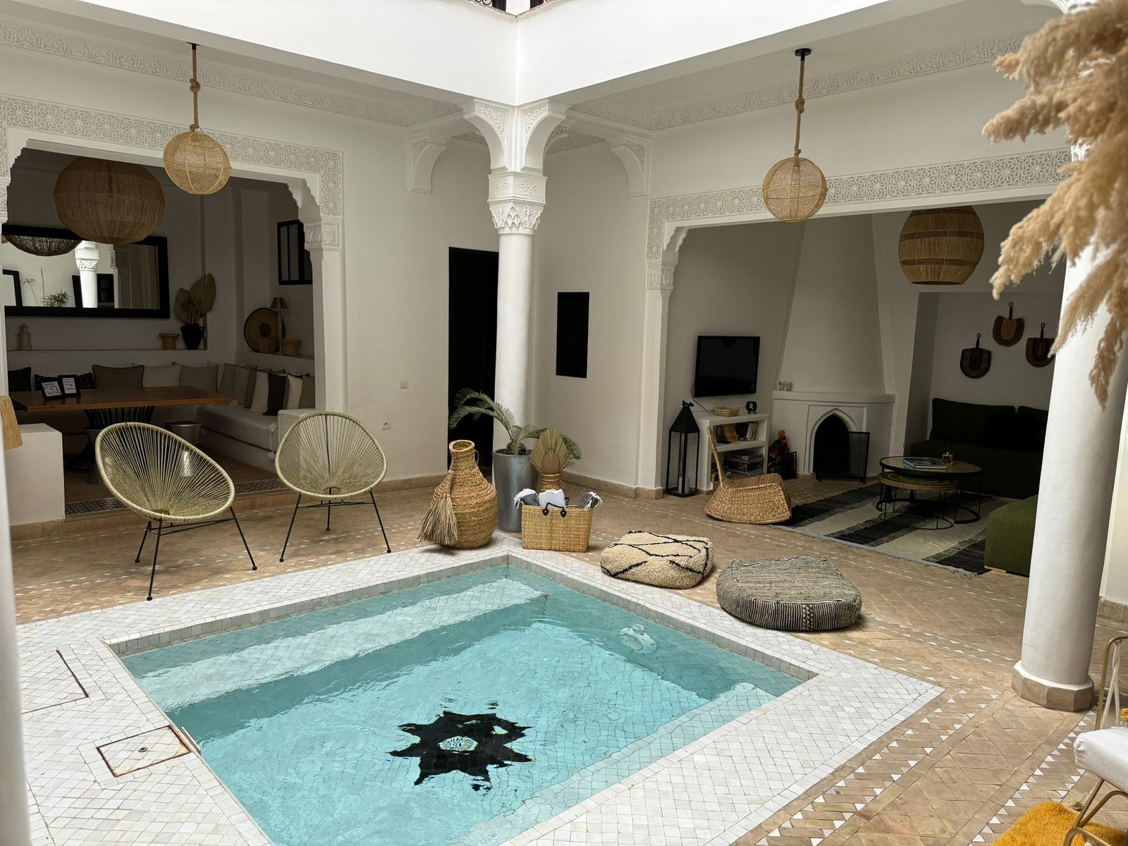 Riad dans la Kasbah – 5 chambres – 2 bassins