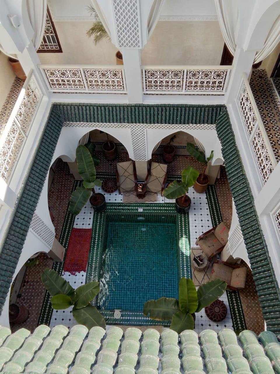 Riad titré à vendre au cœur de la médina – 5 chambres – Vue Atlas & Koutoubia